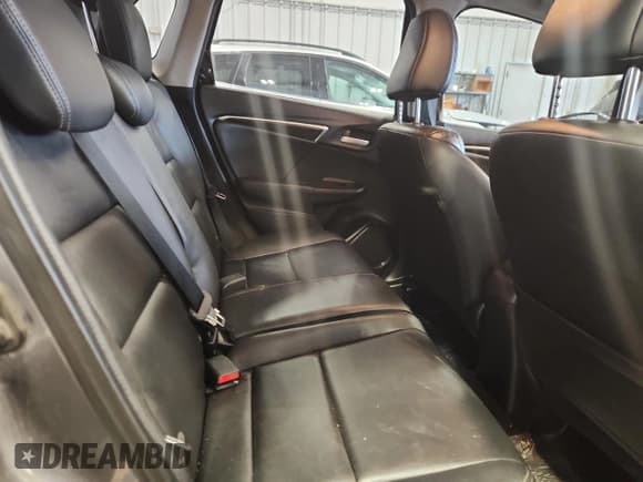 ✅ 2015 Honda Fit EX-L • VIN: 3HGGK5H89FM764274 • Lot: 86797805. Listed on Copart with 111,132 mi. Free auction sales archive from the USA and detailed vehicle history report at DreamBid. Image 10.