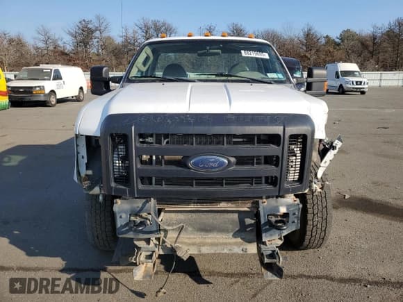 ✅ 2009 Ford F-250 XL • VIN: 1FTNF21569EA82522 • Lot: 88219695. Listed on Copart with 86,499 mi. Free auction sales archive from the USA and detailed vehicle history report at DreamBid. Image 5.