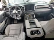 ✅ 2022 Toyota Tundra Limited • VIN: 5TFJA5AB8NX018016 • Lot: 61646435. Listed on Copart with 40,480 mi. Free auction sales archive from the USA and detailed vehicle history report at DreamBid. Image 8.