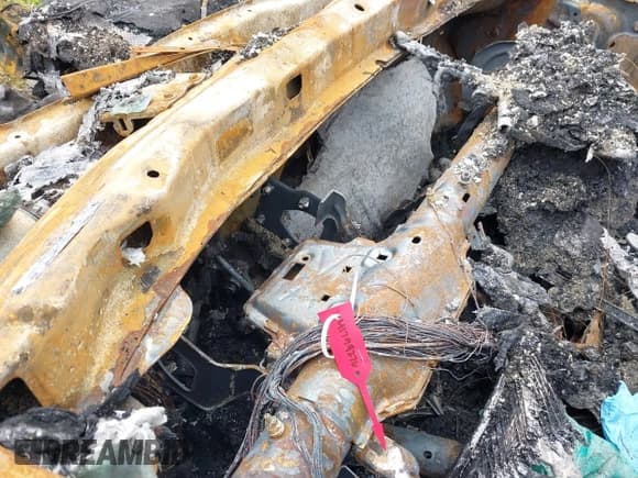 ✅ 2013 Buick Regal Premium 1 • VIN: 2G4GS5ER9D9211511 • Лот: 41799276. Опубликован ранее на IAAI с пробегом Не указан. Бесплатный доступ к архиву аукционных продаж из США и подробный отчёт об истории автомобиля на DreamBid. Изображение 14.