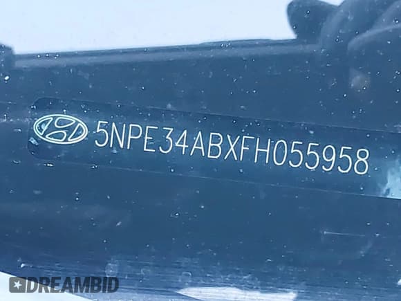 ✅ 2015 Hyundai Sonata Sport • VIN: 5NPE34ABXFH055958 • Lot: 43589990. Listed on IAAI with 170,711 mi. Free auction sales archive from the USA and detailed vehicle history report at DreamBid. Image 9.