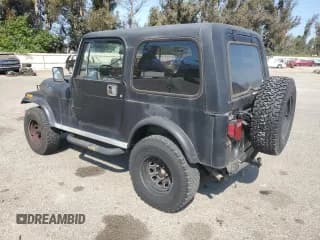 ✅ 1984 Jeep CJ • VIN: 1JCCF87E1ET133706 • Lot: 65061625. Wystawiony na Copart z przebiegiem 192 629 mil. Bezpłatny archiwum sprzedaży aukcyjnych z USA i szczegółowy raport historii pojazdu na DreamBid. Zdjęcie 2.