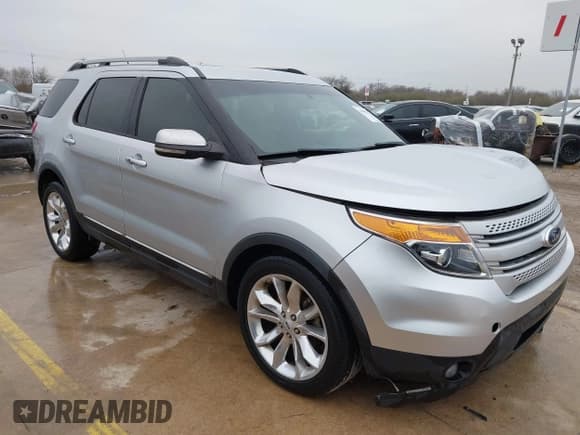 ✅ 2013 Ford Explorer Limited • VIN: 1FM5K7F88DGA30233 • Lot: 41465702. Wystawiony na IAAI z przebiegiem 125 636 mil. Bezpłatny archiwum sprzedaży aukcyjnych z USA i szczegółowy raport historii pojazdu na DreamBid. Zdjęcie 1.