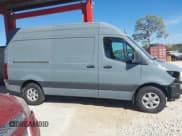 ✅ 2022 Mercedes-Benz Sprinter Cargo • VIN: W1Y4EBHY8NT085356 • Lot: 41571187. Wystawiony na IAAI z przebiegiem 51 291 mil. Bezpłatny archiwum sprzedaży aukcyjnych z USA i szczegółowy raport historii pojazdu na DreamBid. Zdjęcie 13.