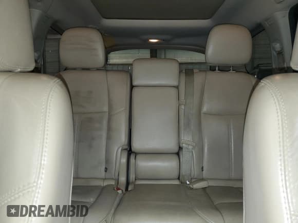 ✅ 2014 Nissan Pathfinder SV • VIN: 5N1AR2MN4EC684323 • Лот: 85390645. Опубликован ранее на Copart с пробегом 179 207 миль. Бесплатный доступ к архиву аукционных продаж из США и подробный отчёт об истории автомобиля на DreamBid. Изображение 10.