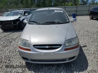 ✅ 2007 Chevrolet Aveo LS • VIN: KL1TD66617B758922 • Lot: 52804665. Wystawiony na Copart z przebiegiem 91 639 mil. Bezpłatny archiwum sprzedaży aukcyjnych z USA i szczegółowy raport historii pojazdu na DreamBid. Zdjęcie 5.