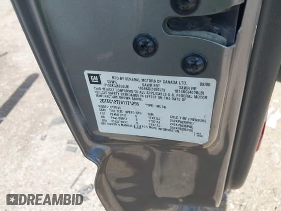 ✅ 2006 GMC Sierra 1500 SLE1 • VIN: 2GTEC13T761171396 • Lot: 43000125. Listed on IAAI with Not provided. Free auction sales archive from the USA and detailed vehicle history report at DreamBid. Image 9.