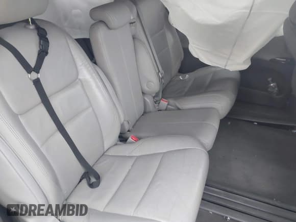 ✅ 2016 Toyota Sienna XLE • VIN: 5TDYK3DC1GS693591 • Lot: 43594366. Wystawiony na IAAI z przebiegiem 170 818 mil. Bezpłatny archiwum sprzedaży aukcyjnych z USA i szczegółowy raport historii pojazdu na DreamBid. Zdjęcie 8.