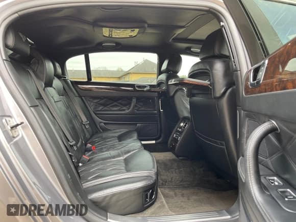 ✅ 2007 Bentley Flying Spur • VIN: SCBBR93W178041237 • Lot: 72845204. Listed on Copart with 122,543 mi. Free auction sales archive from the USA and detailed vehicle history report at DreamBid. Image 6.