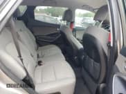 ✅ 2014 Hyundai Santa Fe • VIN: 5XYZT3LB2EG205351 • Лот: 83958675. Опубликован ранее на Copart с пробегом 82 836 миль. Бесплатный доступ к архиву аукционных продаж из США и подробный отчёт об истории автомобиля на DreamBid. Изображение 11.