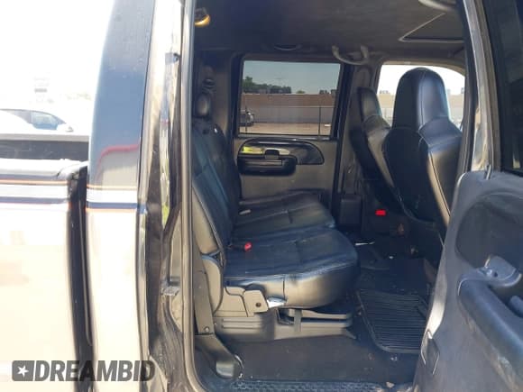 ✅ 2004 Ford F-250 XL • VIN: 1FTNW21P94EC77427 • Lot: 42240201. Listed on IAAI with Not provided. Free auction sales archive from the USA and detailed vehicle history report at DreamBid. Image 8.