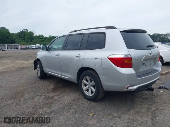 ✅ 2009 Toyota Highlander • VIN: JTEES41A992113103 • Lot: 42716152. Listed on IAAI with 122,722 mi. Free auction sales archive from the USA and detailed vehicle history report at DreamBid. Image 3.