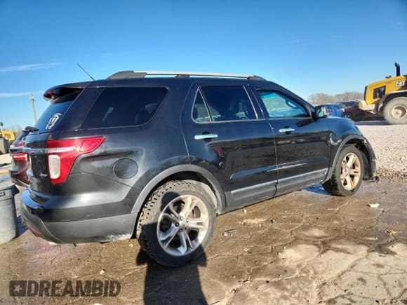 ✅ 2011 Ford Explorer Limited • VIN: 1FMHK8F86BGA17643 • Lot: 92944845. Listed on Copart with 243,053 mi. Free auction sales archive from the USA and detailed vehicle history report at DreamBid. Image 3.