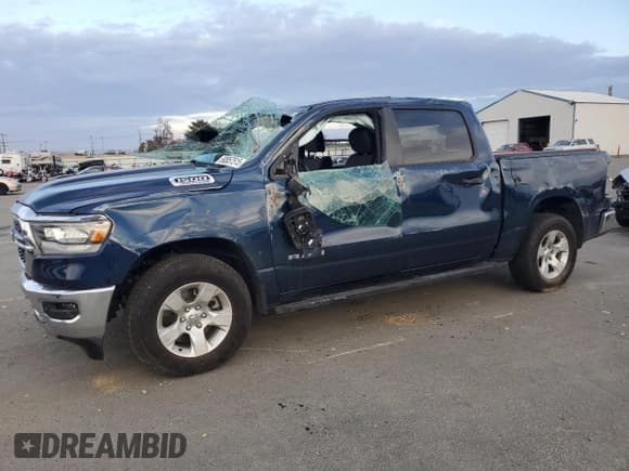 ✅ 2023 Ram 1500 Big Horn • VIN: 1C6SRFFT4PN655611 • Lot: 93857515. Wystawiony na Copart z przebiegiem 17 357 mil. Bezpłatny archiwum sprzedaży aukcyjnych z USA i szczegółowy raport historii pojazdu na DreamBid. Zdjęcie 1.