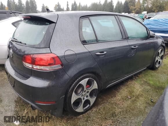 ✅ 2012 Volkswagen Golf GTI PZEV • VIN: WVWGD7AJ1CW235236 • Лот: 89696815. Опубликован ранее на Copart с пробегом 81 955 миль. Бесплатный доступ к архиву аукционных продаж из США и подробный отчёт об истории автомобиля на DreamBid. Изображение 3.