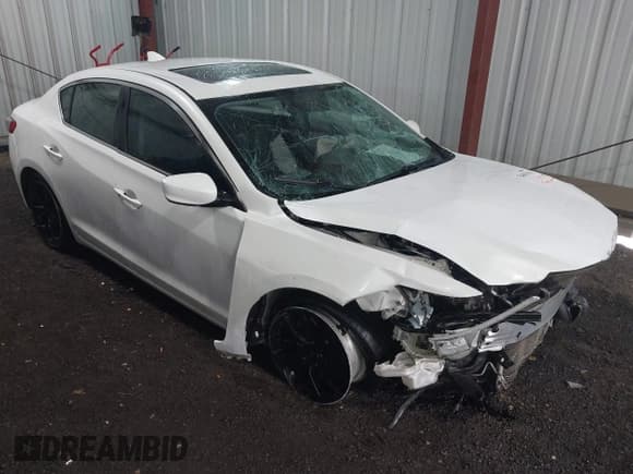 ✅ 2018 Acura ILX • VIN: 19UDE2F30JA006149 • Lot: 42462151. Wystawiony na IAAI z przebiegiem 117 544 mil. Bezpłatny archiwum sprzedaży aukcyjnych z USA i szczegółowy raport historii pojazdu na DreamBid. Zdjęcie 1.