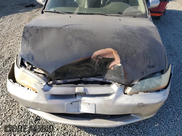 ✅ 1998 Honda Accord EX • VIN: 1HGCG5552WA097975 • Лот: 69140285. Опубликован ранее на Copart с пробегом 235 306 миль. Бесплатный доступ к архиву аукционных продаж из США и подробный отчёт об истории автомобиля на DreamBid. Изображение 11.