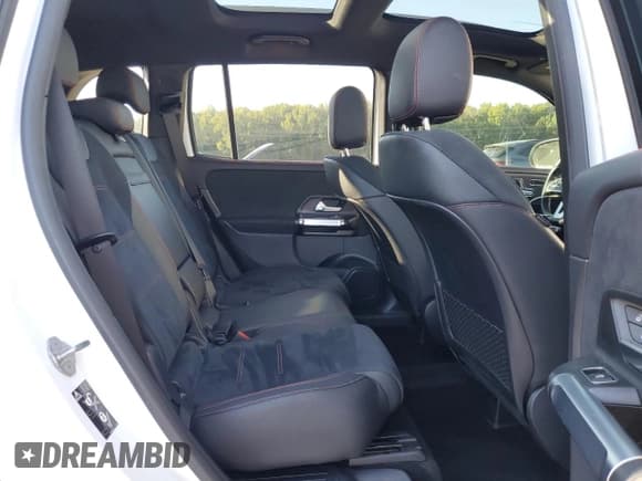 ✅ 2022 Mercedes-Benz GLB 250 • VIN: W1N4M4GBXNW173087 • Lot: 86405225. Listed on Copart with 65,614 mi. Free auction sales archive from the USA and detailed vehicle history report at DreamBid. Image 10.