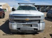 ✅ 2018 Chevrolet Silverado 2500HD Work Truck • VIN: 1GC1KUEG8JF129954 • Лот: 83872845. Опубликован ранее на Copart с пробегом 297 588 миль. Бесплатный доступ к архиву аукционных продаж из США и подробный отчёт об истории автомобиля на DreamBid. Изображение 5.
