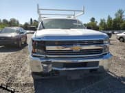 ✅ 2015 Chevrolet Silverado 2500HD Work Truck • VIN: 1GC0CUEG3FZ140777 • Lot: 65505855. Wystawiony na Copart z przebiegiem 170 419 mil. Bezpłatny archiwum sprzedaży aukcyjnych z USA i szczegółowy raport historii pojazdu na DreamBid. Zdjęcie 5.