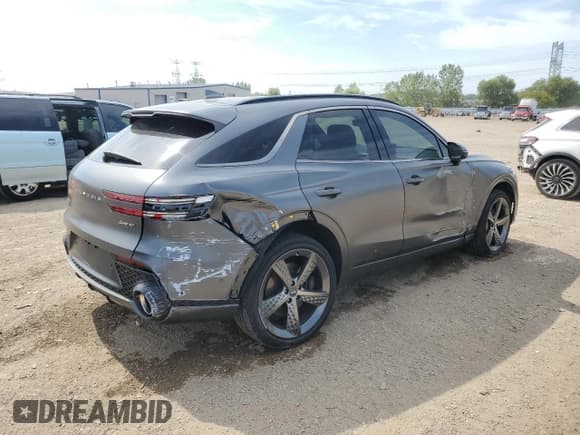 ✅ 2023 Genesis GV70 Sport • VIN: KMUMCDTC4PU092073 • Lot: 80200175. Listed on Copart with 22,887 mi. Free auction sales archive from the USA and detailed vehicle history report at DreamBid. Image 3.