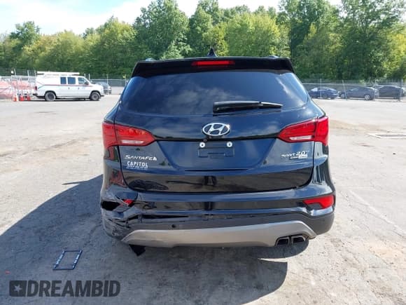 ✅ 2018 Hyundai Santa Fe Ultimate • VIN: 5XYZWDLA7JG508365 • Lot: 42994413. Listed on IAAI with 59,596 mi. Free auction sales archive from the USA and detailed vehicle history report at DreamBid. Image 17.