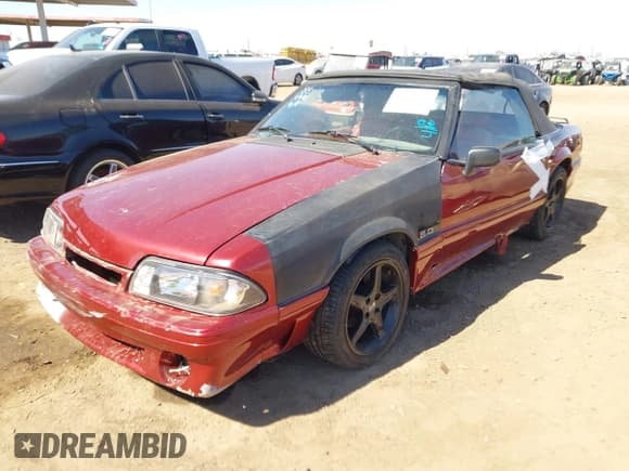 ✅ 1990 Ford Mustang GT • VIN: 1FACP45E4LF128009 • Лот: 42038392. Опубликован ранее на IAAI с пробегом 59 960 миль. Бесплатный доступ к архиву аукционных продаж из США и подробный отчёт об истории автомобиля на DreamBid. Изображение 2.