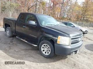 2008 Chevrolet Silverado 1500 Work Truck with VIN 1GCEC19X58Z206389, listed as a IAAI auction lot 43613136 with 208,377 mi miles and . Bid and sale history available at DreamBid. Image 1.