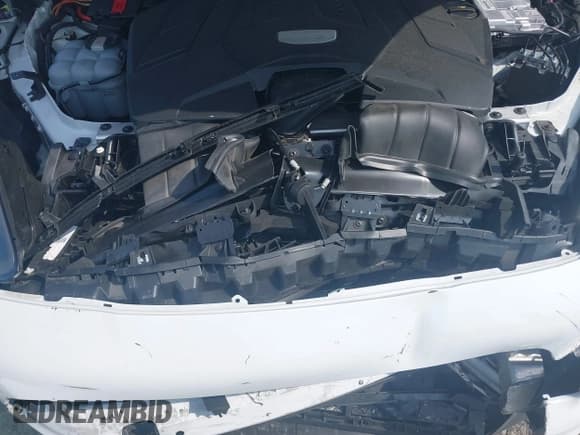 ✅ 2023 Porsche Cayenne • VIN: WP1AA2AY8PDA01206 • Lot: 42485736. Wystawiony na IAAI z przebiegiem 18 769 mil. Bezpłatny archiwum sprzedaży aukcyjnych z USA i szczegółowy raport historii pojazdu na DreamBid. Zdjęcie 18.