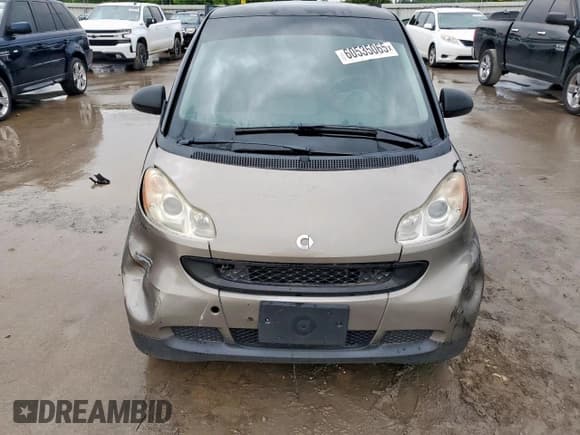 ✅ 2009 Smart fortwo Pure • VIN: WMEEJ31X49K233947 • Lot: 60535065. Listed on Copart with 48,669 mi. Free auction sales archive from the USA and detailed vehicle history report at DreamBid. Image 5.