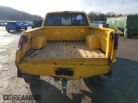 ✅ 2002 Chevrolet S-10 LS • VIN: 1GCCT19W928252013 • Лот: 84976224. Опубликован ранее на Copart с пробегом 144 112 миль. Бесплатный доступ к архиву аукционных продаж из США и подробный отчёт об истории автомобиля на DreamBid. Изображение 6.