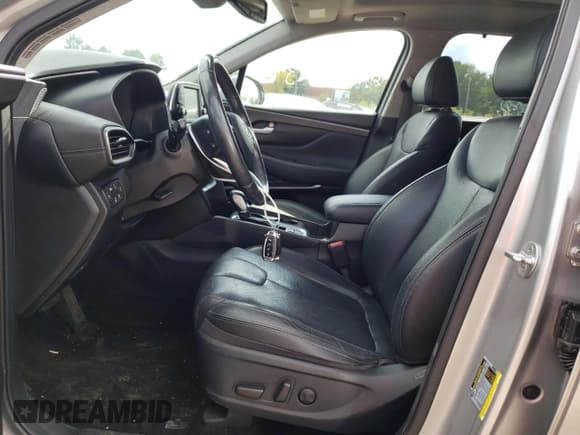 ✅ 2020 Hyundai Santa Fe SEL • VIN: 5NMS3CADXLH189845 • Lot: 67670723. Wystawiony na Copart z przebiegiem 65 287 mil. Bezpłatny archiwum sprzedaży aukcyjnych z USA i szczegółowy raport historii pojazdu na DreamBid. Zdjęcie 7.