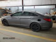 ✅ 2011 Hyundai Sonata SE • VIN: 5NPEC4AC8BH287672 • Lot: 75670254. Listed on Copart with 285,229 mi. Free auction sales archive from the USA and detailed vehicle history report at DreamBid. Image 2.