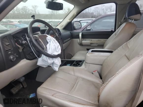 ✅ 2008 Chevrolet Silverado 1500 2LT • VIN: 2GCEC19J181266349 • Lot: 43230045. Wystawiony na Copart z przebiegiem 204 540 mil. Bezpłatny archiwum sprzedaży aukcyjnych z USA i szczegółowy raport historii pojazdu na DreamBid. Zdjęcie 7.