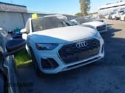 ✅ 2023 Audi Q5 S line Premium • VIN: WA1GAAFY9P2195233 • Lot: 43529601. Wystawiony na IAAI z przebiegiem 24 731 mil. Bezpłatny archiwum sprzedaży aukcyjnych z USA i szczegółowy raport historii pojazdu na DreamBid. Zdjęcie 1.