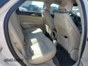 ✅ 2016 Lincoln MKZ • VIN: 3LN6L2G91GR616975 • Lot: 69945335. Wystawiony na Copart z przebiegiem 167 624 mil. Bezpłatny archiwum sprzedaży aukcyjnych z USA i szczegółowy raport historii pojazdu na DreamBid. Zdjęcie 10.