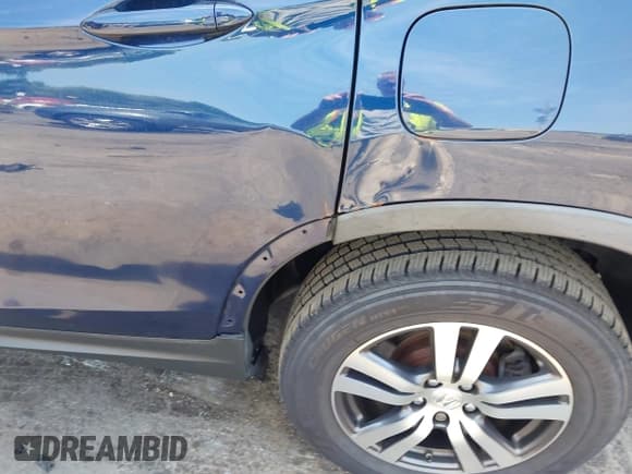 ✅ 2018 Honda Pilot EX-L • VIN: 5FNYF6H5XJB013698 • Lot: 42986201. Listed on IAAI with 63,873 mi. Free auction sales archive from the USA and detailed vehicle history report at DreamBid. Image 6.