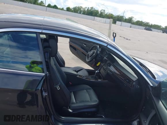 ✅ 2013 BMW 3 Series 335i • VIN: WBADX7C57DJ589185 • Lot: 43385154. Wystawiony na IAAI z przebiegiem 138 067 mil. Bezpłatny archiwum sprzedaży aukcyjnych z USA i szczegółowy raport historii pojazdu na DreamBid. Zdjęcie 5.