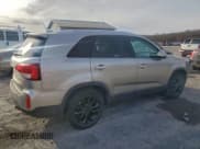 ✅ 2014 Kia Sorento EX • VIN: 5XYKUDA73EG458651 • Лот: 95087555. Опубликован ранее на Copart с пробегом 176 920 миль. Бесплатный доступ к архиву аукционных продаж из США и подробный отчёт об истории автомобиля на DreamBid. Изображение 3.