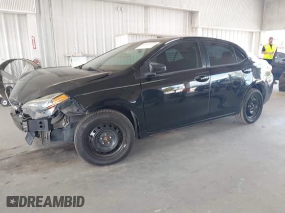 ✅ 2018 Toyota Corolla SE • VIN: 5YFBURHE1JP850129 • Lot: 43533931. Listed on IAAI with 374,360 mi. Free auction sales archive from the USA and detailed vehicle history report at DreamBid. Image 18.