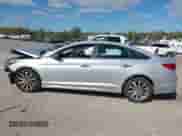 ✅ 2015 Hyundai Sonata Sport • VIN: 5NPE34AF8FH058084 • Lot: 43424662. Wystawiony na IAAI z przebiegiem Nie podano. Bezpłatny archiwum sprzedaży aukcyjnych z USA i szczegółowy raport historii pojazdu na DreamBid. Zdjęcie 13.