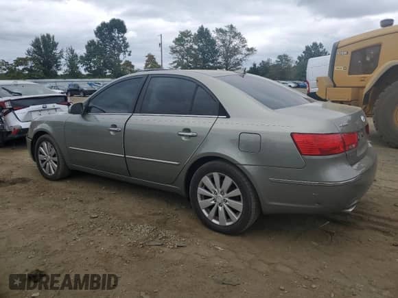 2009 Hyundai Sonata Limited с VIN 5NPEU46F69H477223, выставлен на аукционе Copart как лот 72341864 с пробегом 157 618 миль миль и Списание • Salvage title. История ставок и продаж доступна на DreamBid. Изображение 2.