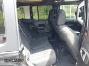 ✅ 2022 Jeep Wrangler Unlimited Willys Sport • VIN: 1C4HJXDM8NW135415 • Lot: 42625492. Wystawiony na IAAI z przebiegiem 84 780 mil. Bezpłatny archiwum sprzedaży aukcyjnych z USA i szczegółowy raport historii pojazdu na DreamBid. Zdjęcie 8.