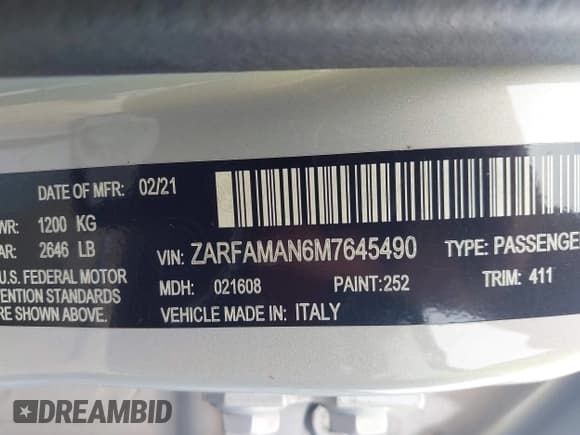 ✅ 2021 Alfa Romeo Giulia • VIN: ZARFAMAN6M7645490 • Lot: 42165037. Listed on IAAI with 57,701 mi. Free auction sales archive from the USA and detailed vehicle history report at DreamBid. Image 9.