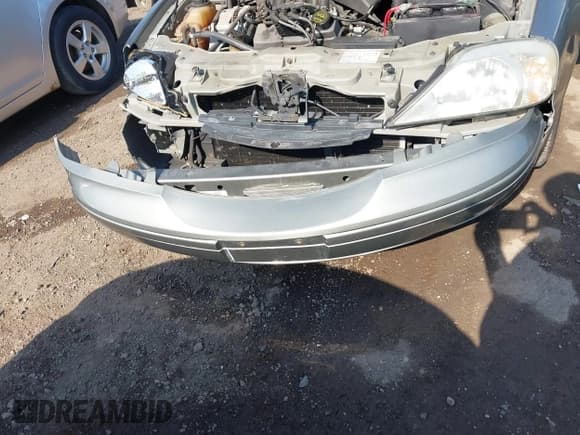 ✅ 2003 Mercury Sable GS • VIN: 1MEFM50243A619761 • Lot: 41790150. Listed on IAAI with 114,522 mi. Free auction sales archive from the USA and detailed vehicle history report at DreamBid. Image 6.