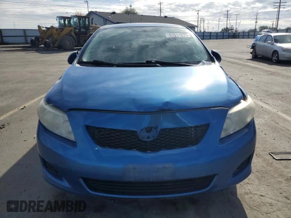 ✅ 2010 Toyota Corolla XLE • VIN: 1NXBU4EE8AZ303509 • Lot: 87011225. Wystawiony na Copart z przebiegiem 171 266 mil. Bezpłatny archiwum sprzedaży aukcyjnych z USA i szczegółowy raport historii pojazdu na DreamBid. Zdjęcie 5.