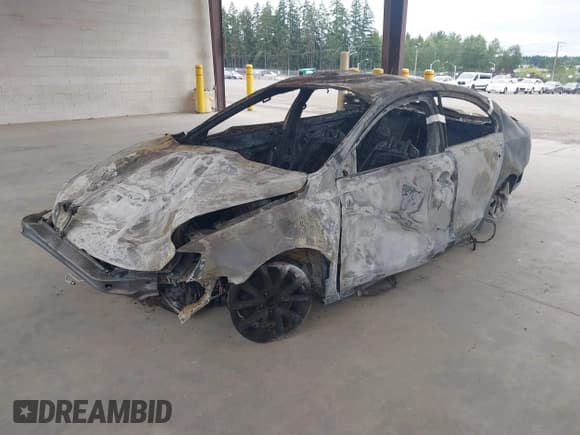 ✅ 2011 Volkswagen Jetta SE • VIN: 3VWDZ7AJ9BM396790 • Lot: 42695603. Listed on IAAI with Not provided. Free auction sales archive from the USA and detailed vehicle history report at DreamBid. Image 17.