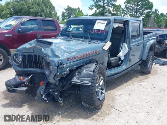 ✅ 2024 Jeep Gladiator Mojave • VIN: 1C6JJTEGXRL130508 • Лот: 42770844. Опубликован ранее на IAAI с пробегом 16 444 миль. Бесплатный доступ к архиву аукционных продаж из США и подробный отчёт об истории автомобиля на DreamBid. Изображение 2.