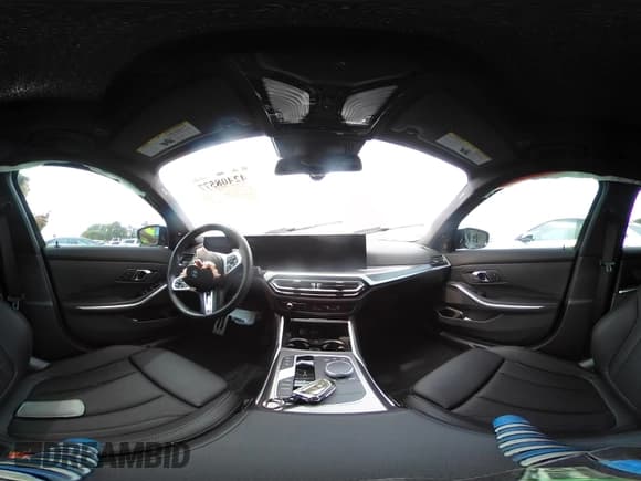 ✅ 2024 BMW 3 Series M340i xDrive • VIN: 3MW49FF00R8E21881 • Lot: 42408577. Wystawiony na IAAI z przebiegiem 17 853 mil. Bezpłatny archiwum sprzedaży aukcyjnych z USA i szczegółowy raport historii pojazdu na DreamBid. Zdjęcie 18.