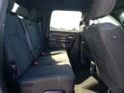 ✅ 2019 Ram 2500 Big Horn • VIN: 3C6UR5MJ1KG659556 • Lot: 88520035. Wystawiony na Copart z przebiegiem Nie podano. Bezpłatny archiwum sprzedaży aukcyjnych z USA i szczegółowy raport historii pojazdu na DreamBid. Zdjęcie 10.